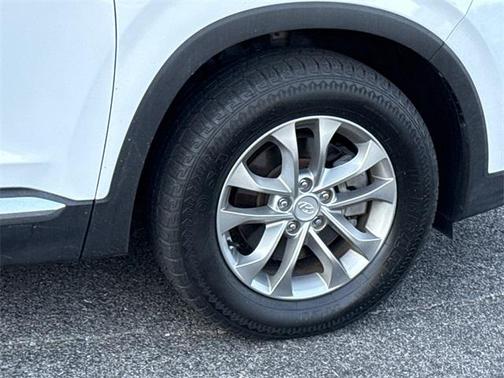 2019 Hyundai SANTA FE SE 2.4