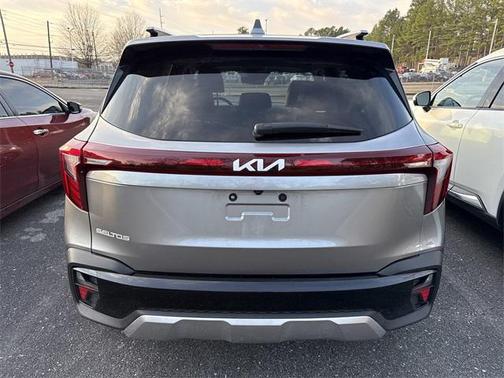 2025 Kia Seltos S