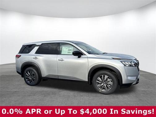 2025 Nissan Pathfinder S FWD