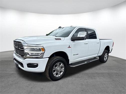 2023 RAM 2500 Laramie Crew Cab 4x4 6'4' Box