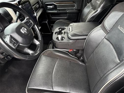 2023 RAM 2500 Laramie Crew Cab 4x4 6'4' Box