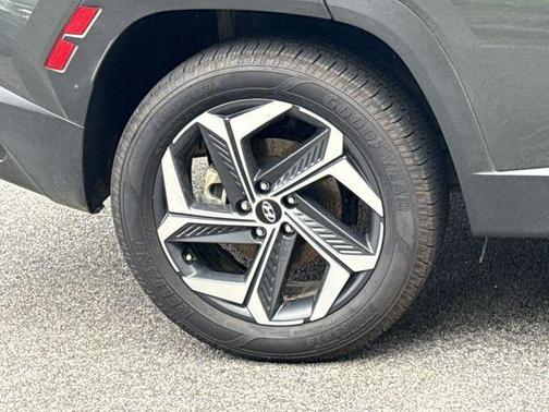 Amazon Gray 2024 Hyundai TUCSON Hybrid SEL Convenience