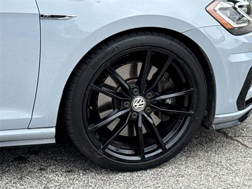 2019 Volkswagen Golf R 2.0T Manual