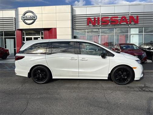 2023 Honda Odyssey Sport