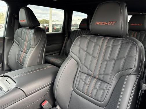 2025 Nissan Armada PRO-4X 4WD