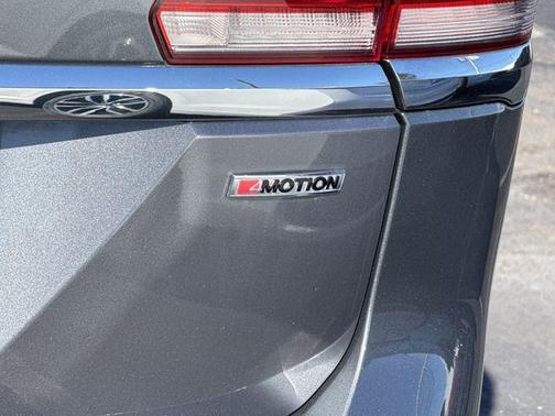 2021 Volkswagen Atlas 3.6L SEL Premium