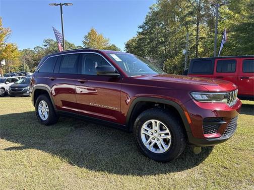 2023 Jeep Grand Cherokee Laredo