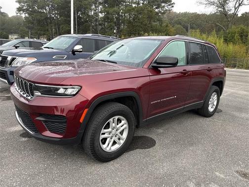 2023 Jeep Grand Cherokee Laredo