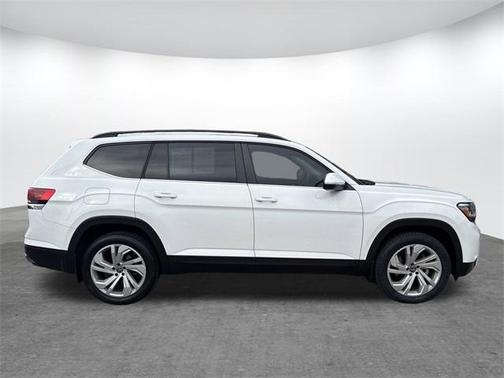 2022 Volkswagen Atlas 2.0T SE w/Technology