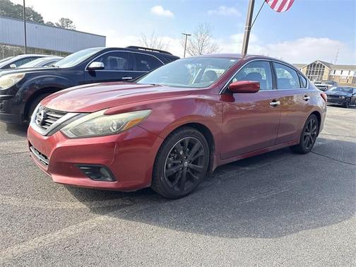 2016 Nissan Altima 2.5 SR