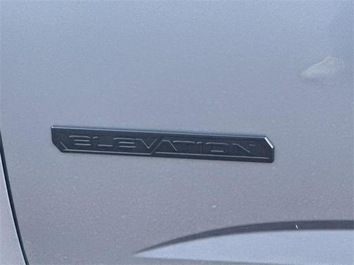 2021 GMC Canyon Elevation Standard