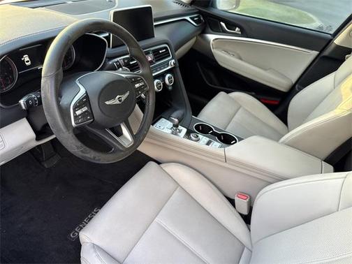 2021 Genesis G70 2.0T RWD