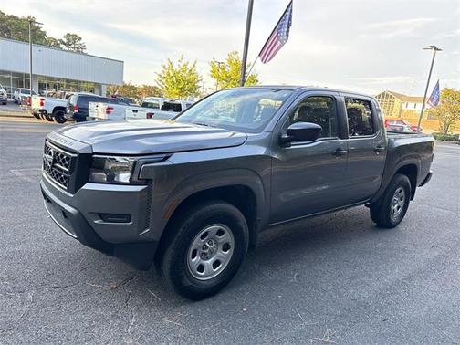2024 Nissan Frontier S