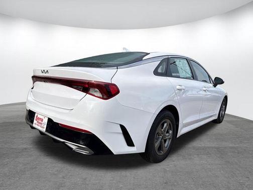Glacial White Pearl 2023 Kia K5 LXS