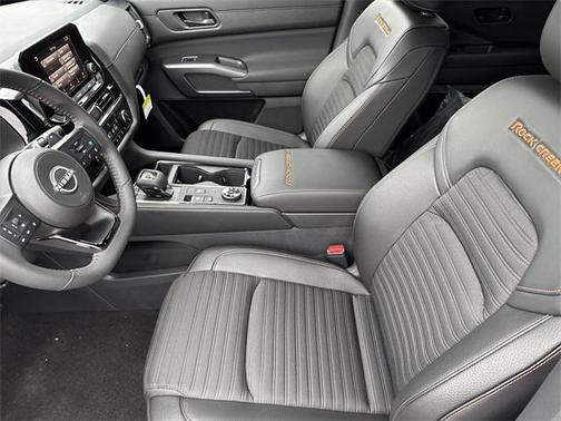 2025 Nissan Pathfinder Rock Creek 4WD