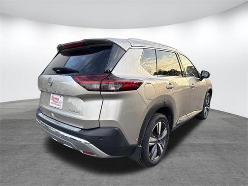 2022 Nissan Rogue Platinum