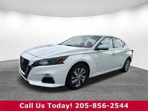 2022 Nissan Altima S FWD