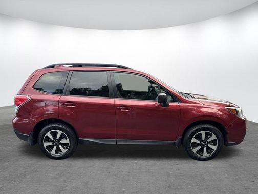 Venetian Red Pearl 2018 Subaru Forester 2.5i