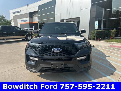 2022 Ford Explorer ST-Line