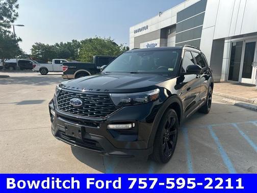 2022 Ford Explorer ST-Line