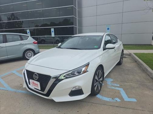 2021 Nissan Altima 2.5 SV