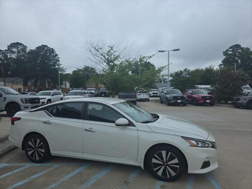 2021 Nissan Altima 2.5 SV