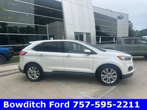 2020 Ford Edge Titanium