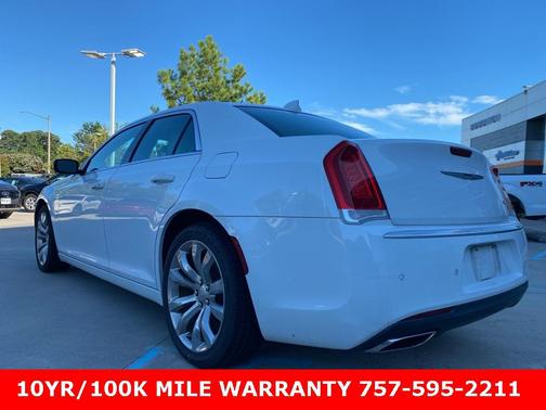 2021 Chrysler 300 Touring