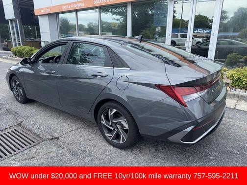 Gray 2024 Hyundai ELANTRA SEL