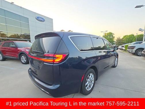 Fathom Blue Pearlcoat 2023 Chrysler Pacifica Touring L