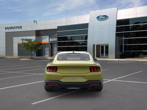 2025 Ford Mustang EcoBoost Premium