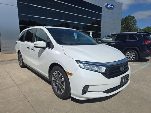 Platinum White Pearl 2024 Honda Odyssey EX-L