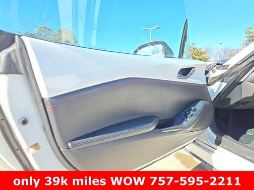 2017 Mazda MX-5 Miata RF Club