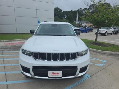2023 Jeep Grand Cherokee L Laredo