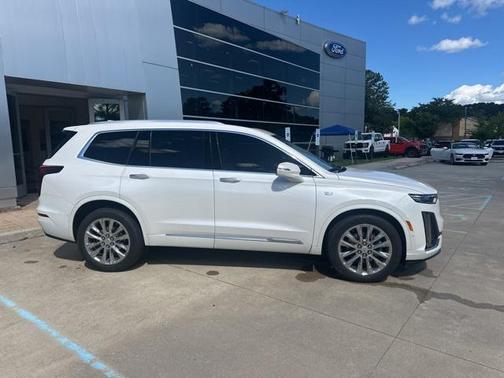 2021 Cadillac XT6 Premium Luxury AWD
