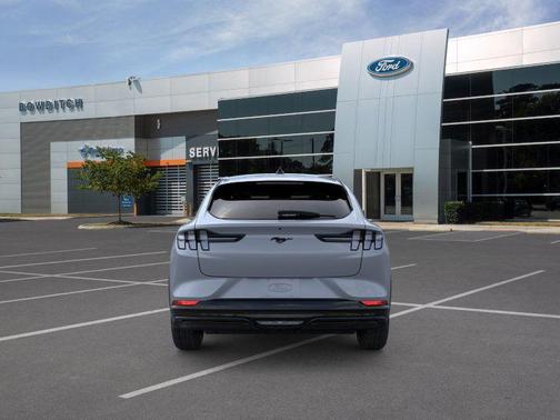 Glacier Gray Metallic Tri-Coat 2026 Ford Mustang Mach-E Premium