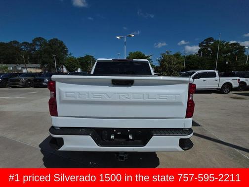 Summit White 2022 Chevrolet Silverado 1500 Custom