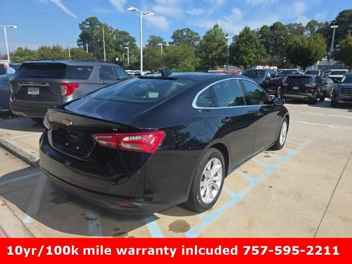 2022 Chevrolet Malibu FWD LT
