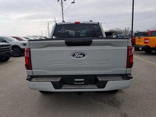 Avalanche 2026 Ford F-150 STX