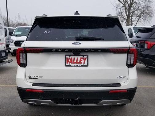Star White 2026 Ford Explorer Active