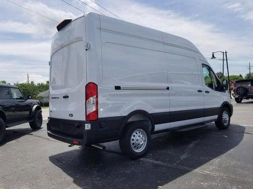Oxford White 2026 Ford Transit-350 Base