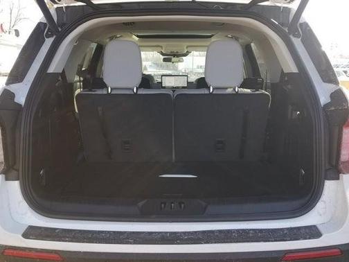 Star White 2026 Ford Explorer Active