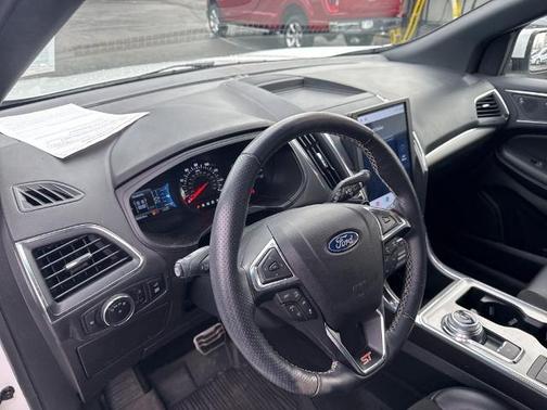 2024 Ford Edge ST