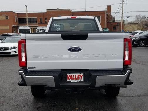 Oxford White 2026 Ford F-250 XL