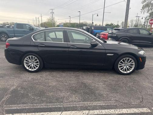 Black Sapphire Metallic 2015 BMW 528 i xDrive