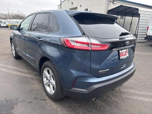 BLUE METALLIC 2019 Ford Edge SE