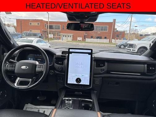 2023 Ford Expedition PLATINUM