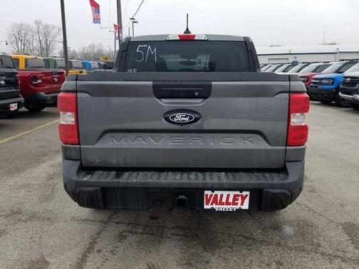 Carbonized Gray Metallic 2026 Ford Maverick XLT