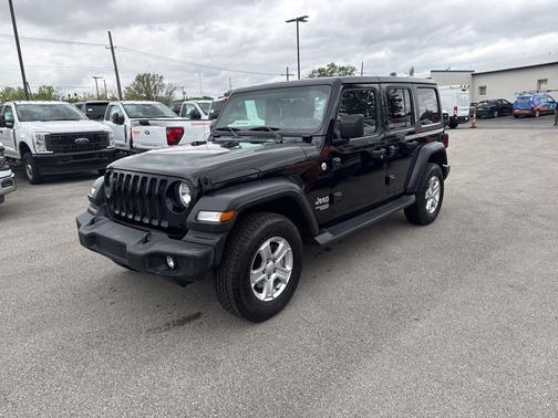 Black Clearcoat 2019 Jeep Wrangler Unlimited Sport