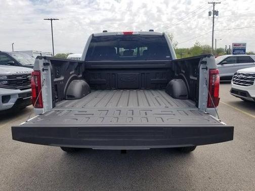 Avalanche 2026 Ford F-150 XLT